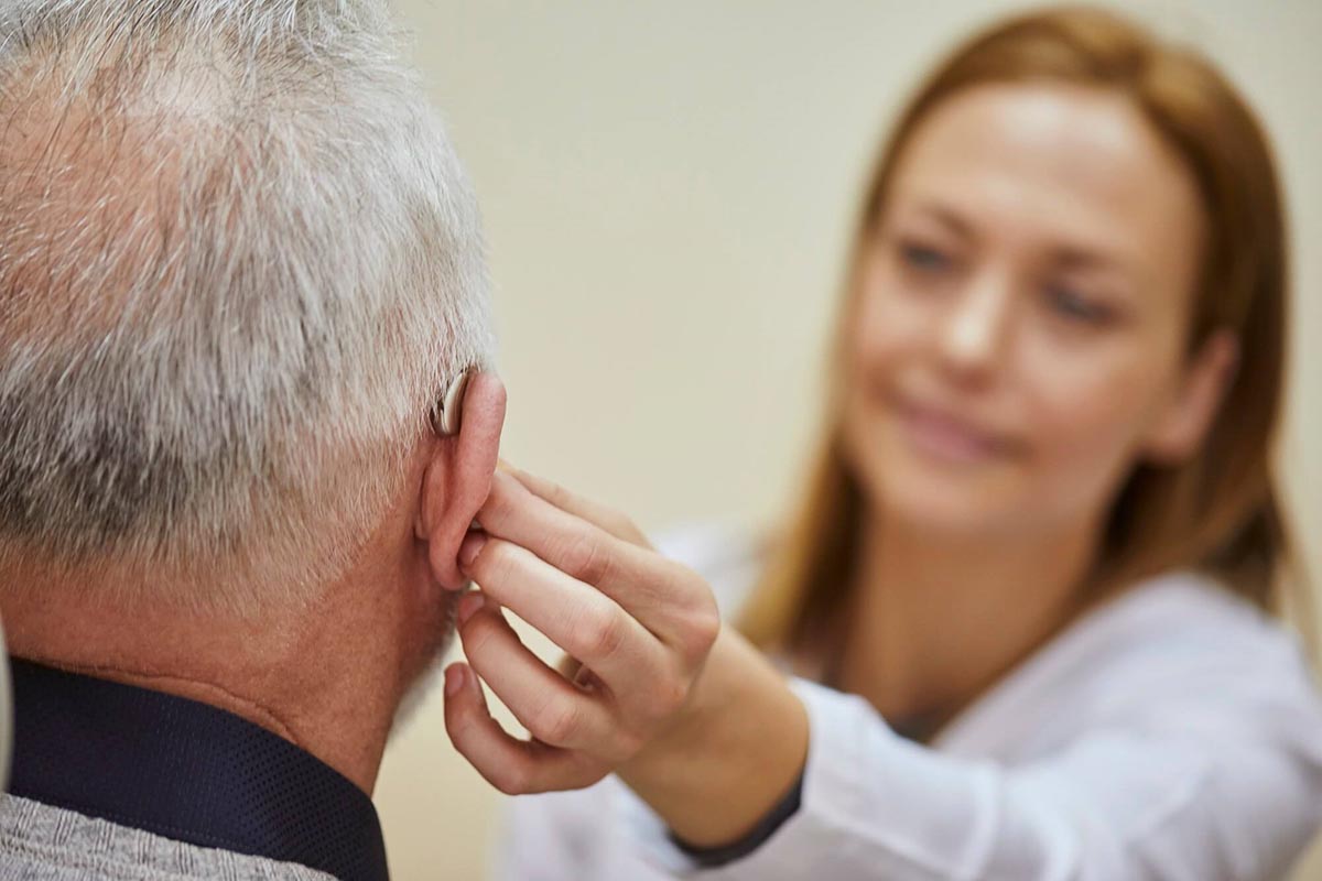 Mitől lesz sikeres a halláscsökkenés kezelése? Ismerd meg a fokozatosság elvét!